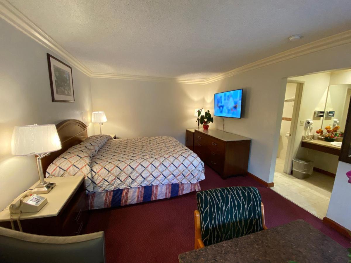 Best Inn Роузмід Екстер'єр фото